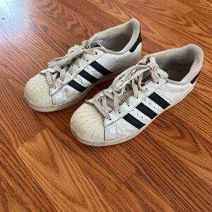Adidas Superstar Sneakers classic black and white, size 5.5